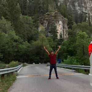 Meet your Posher, Julio